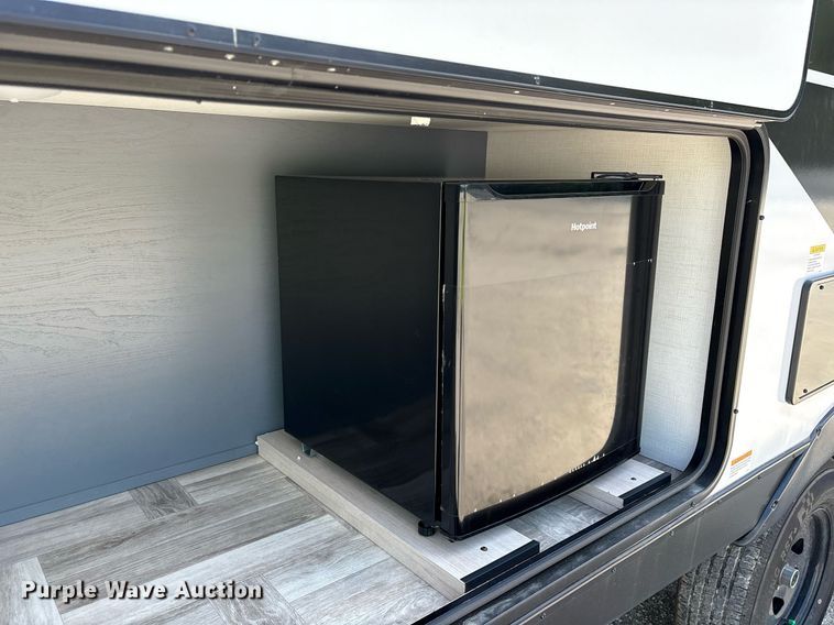 image for item DM1939 2025 Forest River Prime Time Tracer LE Ultra-Lite TRT240BHSLE camper