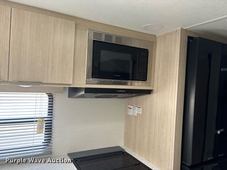 image for item DM1939 2025 Forest River Prime Time Tracer LE Ultra-Lite TRT240BHSLE camper