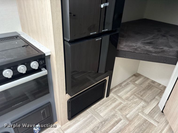 image for item DM1939 2025 Forest River Prime Time Tracer LE Ultra-Lite TRT240BHSLE camper