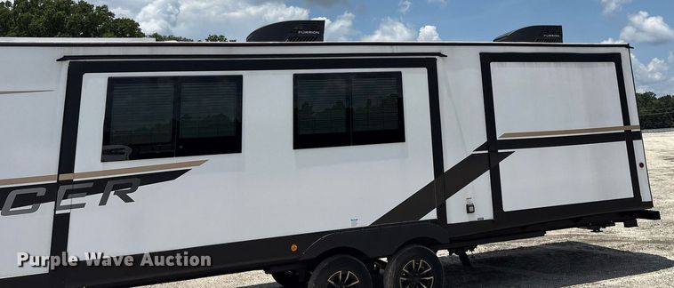 image for item DM1940 2025 Forest River Prime Time Tracer Ultra-Lite TRT308BRDLE camper