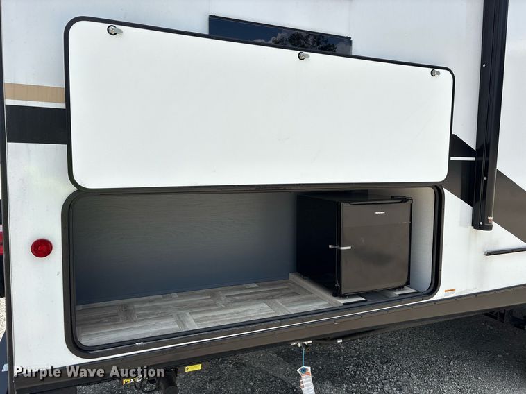 image for item DM1940 2025 Forest River Prime Time Tracer Ultra-Lite TRT308BRDLE camper