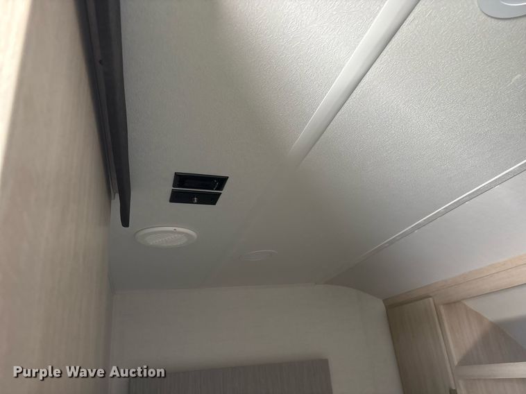 image for item DM1940 2025 Forest River Prime Time Tracer Ultra-Lite TRT308BRDLE camper