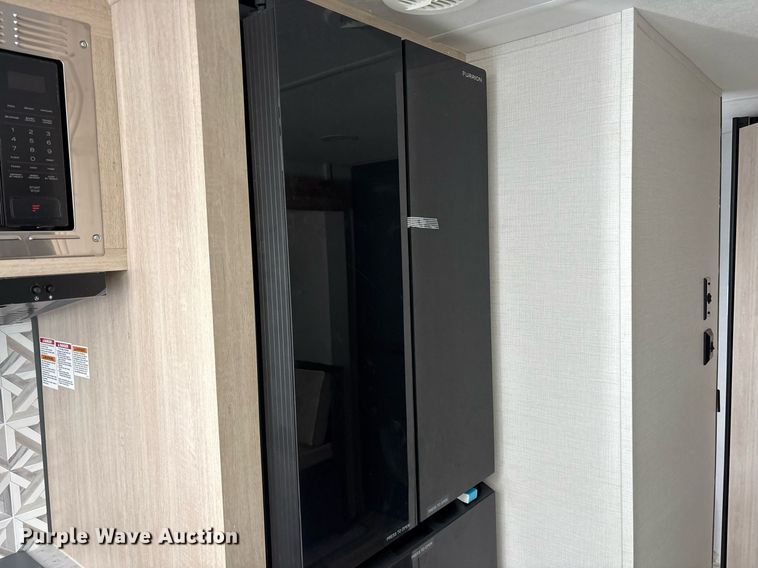 image for item DM1940 2025 Forest River Prime Time Tracer Ultra-Lite TRT308BRDLE camper