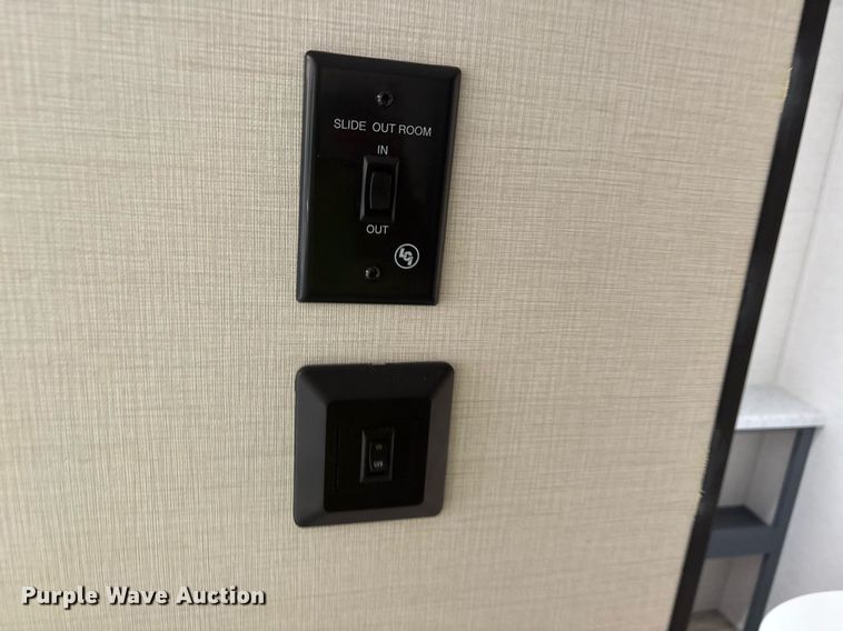 image for item DM1940 2025 Forest River Prime Time Tracer Ultra-Lite TRT308BRDLE camper