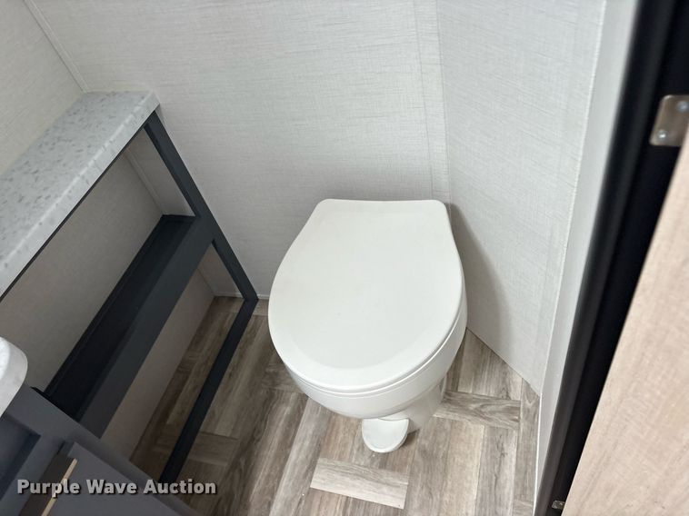 image for item DM1940 2025 Forest River Prime Time Tracer Ultra-Lite TRT308BRDLE camper