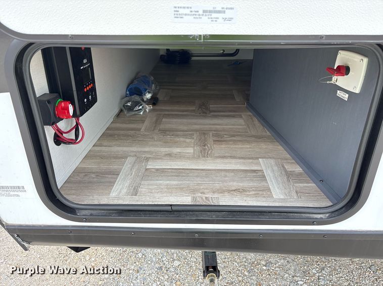 image for item DM1941 2025 Forest River Prime Time Tracer LE Ultra-Lite TRT240BHSLE camper