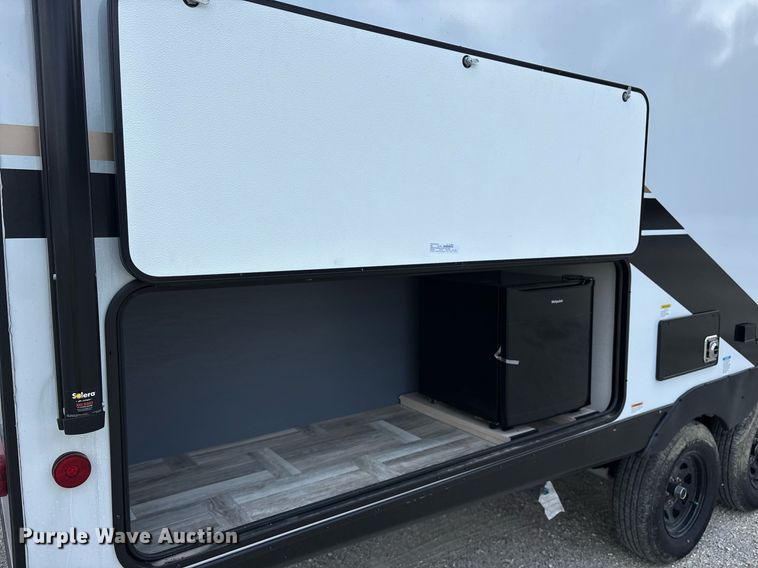 image for item DM1941 2025 Forest River Prime Time Tracer LE Ultra-Lite TRT240BHSLE camper