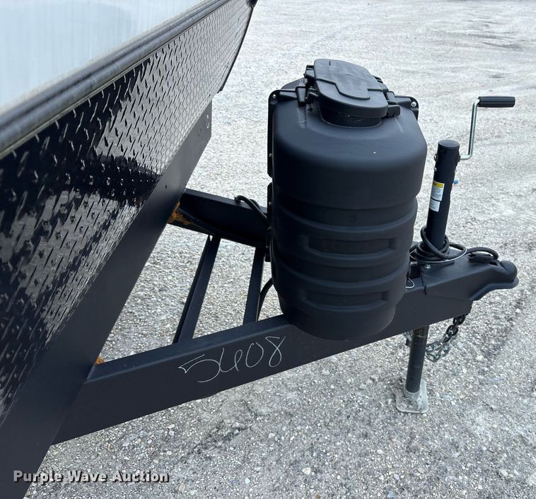 image for item DM1941 2025 Forest River Prime Time Tracer LE Ultra-Lite TRT240BHSLE camper