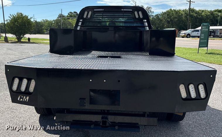 image for item DM1943 2019 Ford F550 Crew Cab flatbed truck