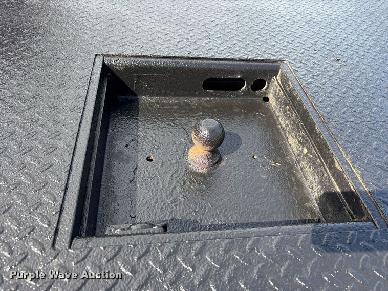 image for item DM1943 2019 Ford F550 Crew Cab flatbed truck