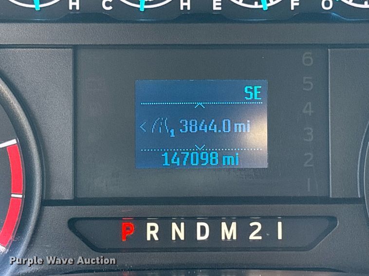 image for item DM1943 2019 Ford F550 Crew Cab flatbed truck