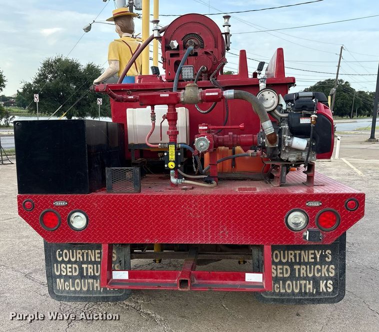 image for item DM1944 1999 Ford F350 Super Duty brush fire truck