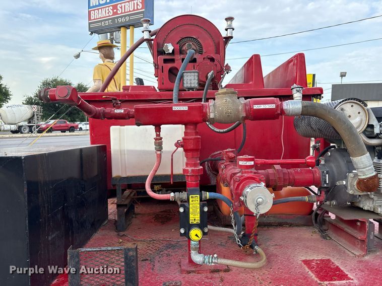 image for item DM1944 1999 Ford F350 Super Duty brush fire truck