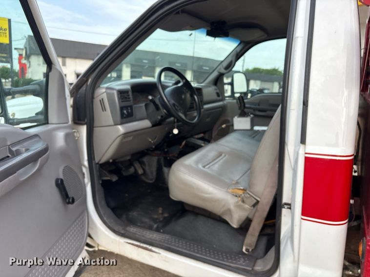 image for item DM1944 1999 Ford F350 Super Duty brush fire truck