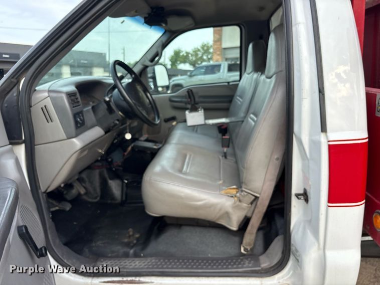 image for item DM1944 1999 Ford F350 Super Duty brush fire truck