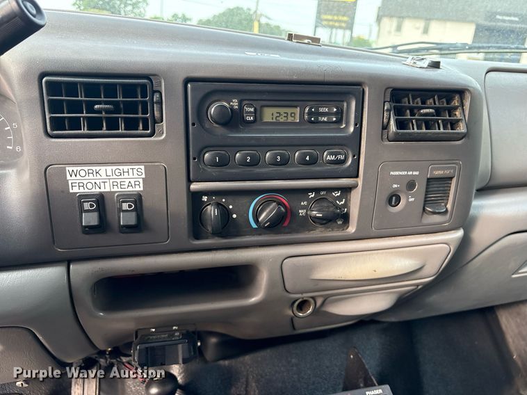 image for item DM1944 1999 Ford F350 Super Duty brush fire truck