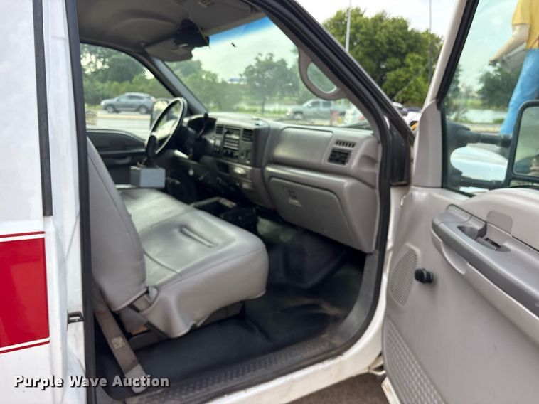 image for item DM1944 1999 Ford F350 Super Duty brush fire truck