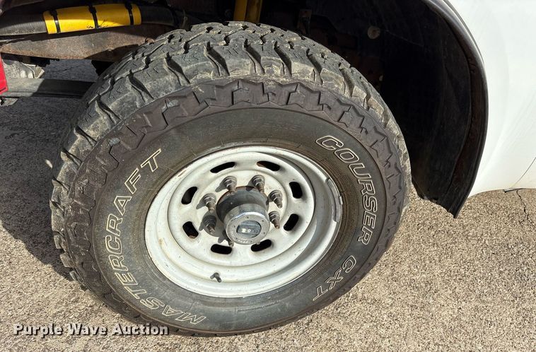 image for item DM1944 1999 Ford F350 Super Duty brush fire truck