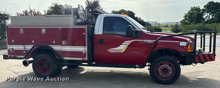 image for item DM1945 1999 Ford F550 brush fire truck