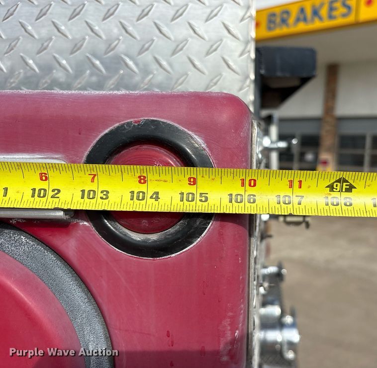 image for item DM1945 1999 Ford F550 brush fire truck