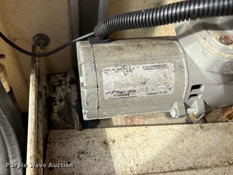 image for item DM1945 1999 Ford F550 brush fire truck