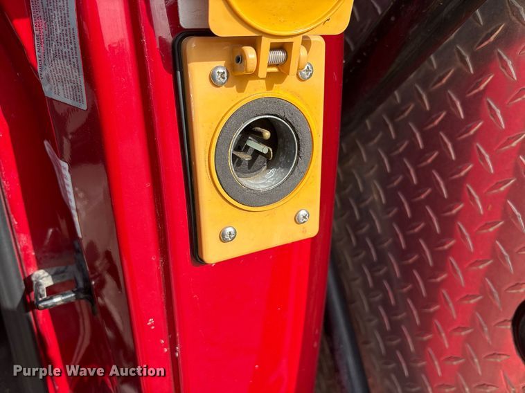 image for item DM1945 1999 Ford F550 brush fire truck