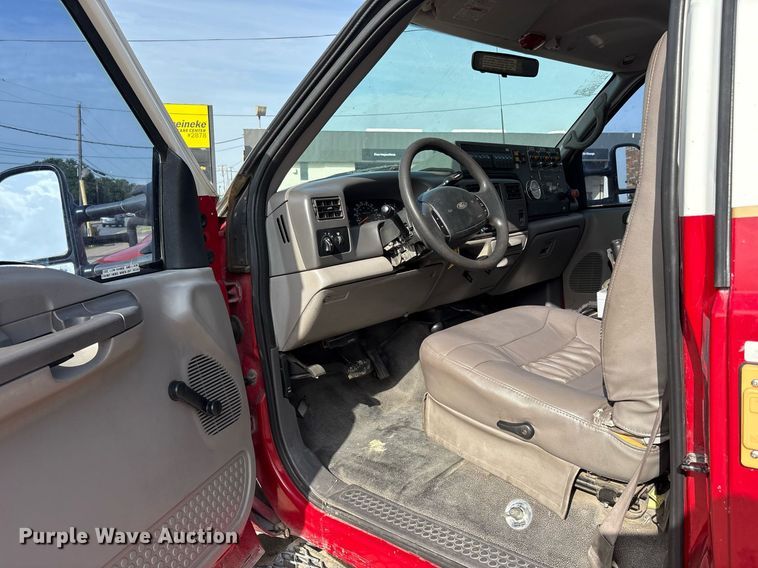 image for item DM1945 1999 Ford F550 brush fire truck