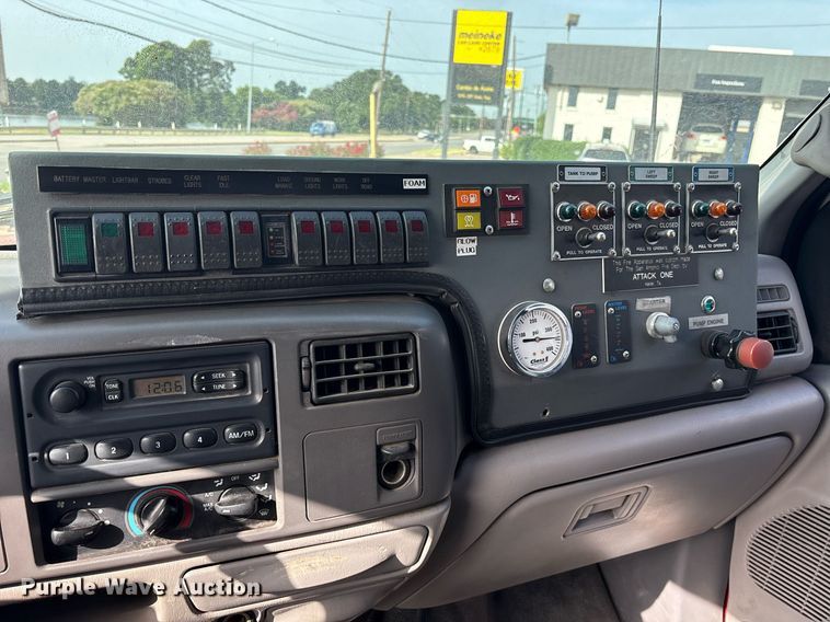 image for item DM1945 1999 Ford F550 brush fire truck