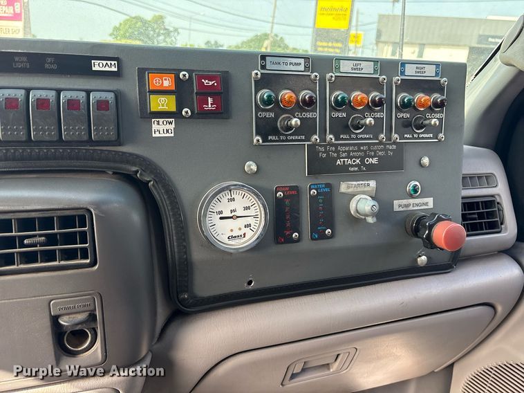 image for item DM1945 1999 Ford F550 brush fire truck