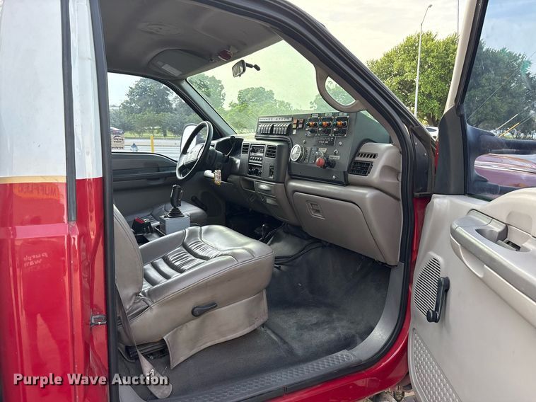 image for item DM1945 1999 Ford F550 brush fire truck