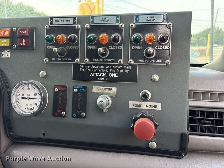 image for item DM1945 1999 Ford F550 brush fire truck