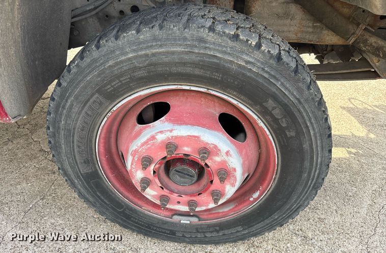 image for item DM1945 1999 Ford F550 brush fire truck