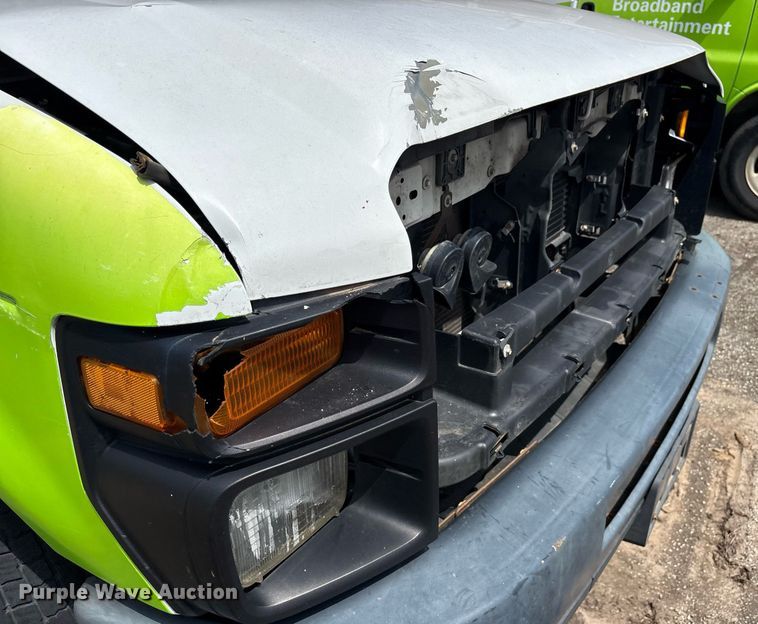 image for item DM1946 2009 Ford E150 utility van