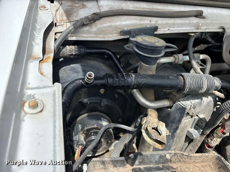 image for item DM1946 2009 Ford E150 utility van