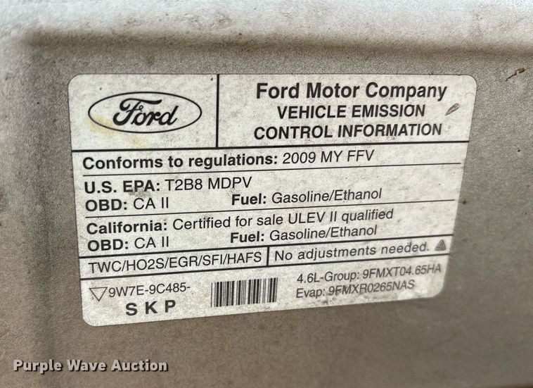 image for item DM1946 2009 Ford E150 utility van