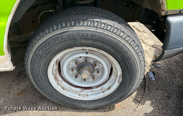 image for item DM1946 2009 Ford E150 utility van