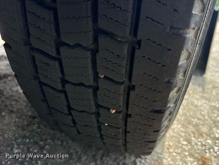 image for item DM1946 2009 Ford E150 utility van