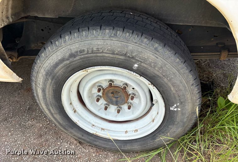 image for item DM1946 2009 Ford E150 utility van