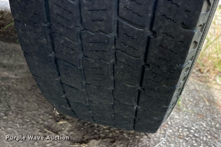 image for item DM1946 2009 Ford E150 utility van