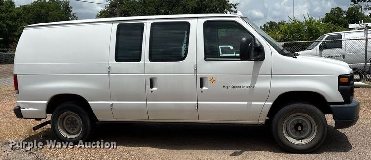image for item DM1947 2013 Ford E150 utility van