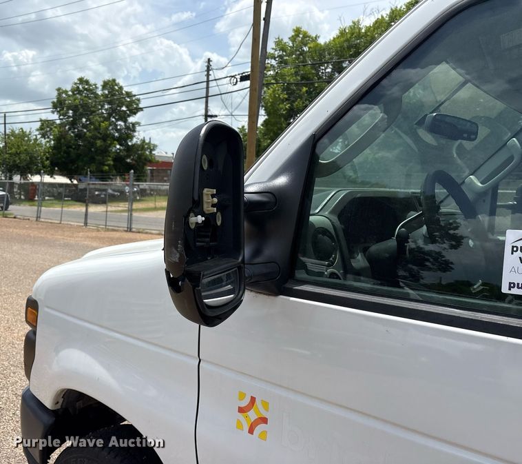 image for item DM1947 2013 Ford E150 utility van