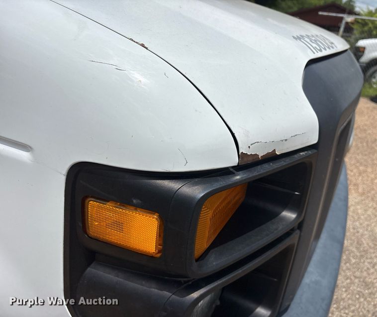 image for item DM1947 2013 Ford E150 utility van