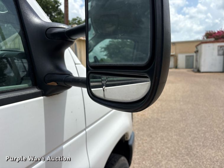 image for item DM1947 2013 Ford E150 utility van