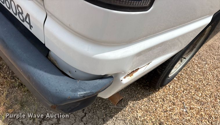 image for item DM1947 2013 Ford E150 utility van