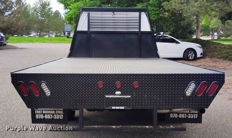 image for item DP5007 2023 Chevrolet Express 4500 flatbed van