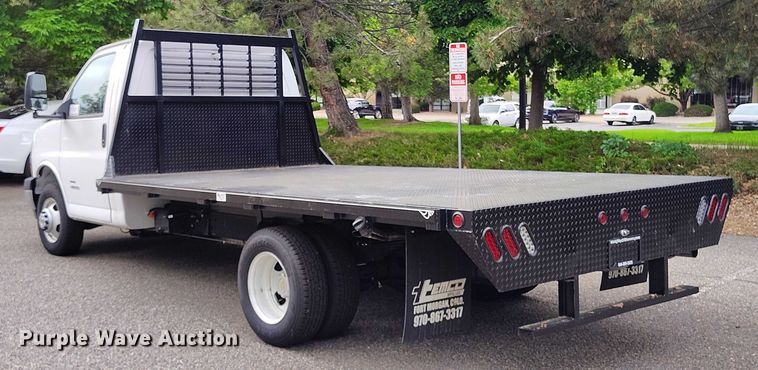 image for item DP5007 2023 Chevrolet Express 4500 flatbed van