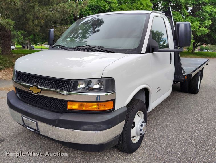 image for item DP5007 2023 Chevrolet Express 4500 flatbed van
