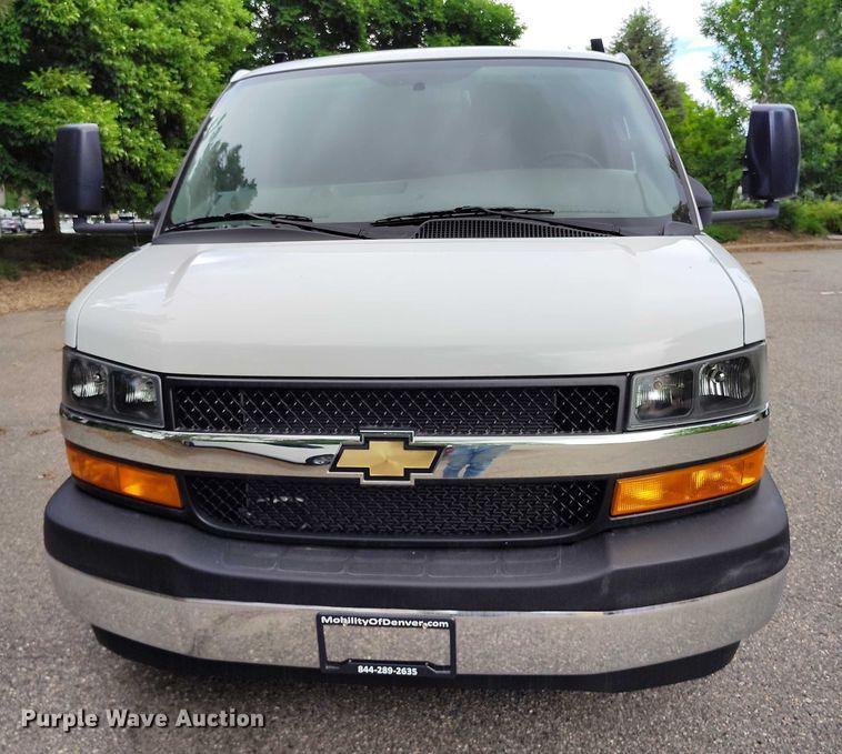 image for item DP5007 2023 Chevrolet Express 4500 flatbed van