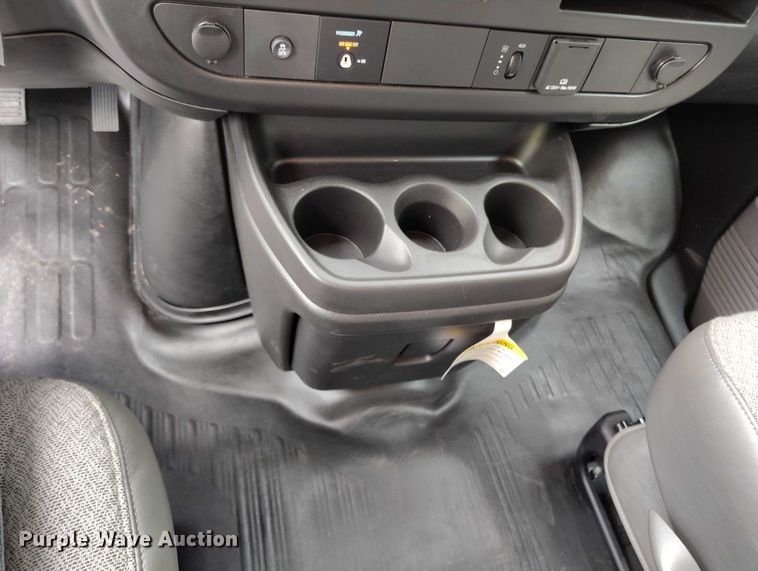 image for item DP5007 2023 Chevrolet Express 4500 flatbed van