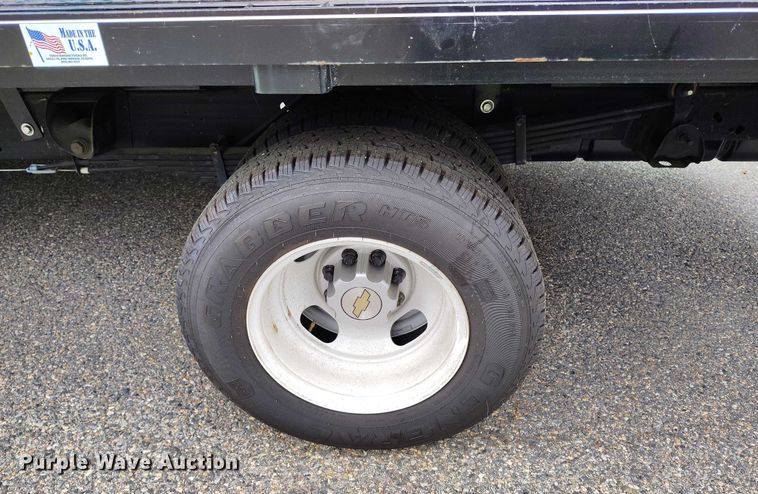 image for item DP5007 2023 Chevrolet Express 4500 flatbed van